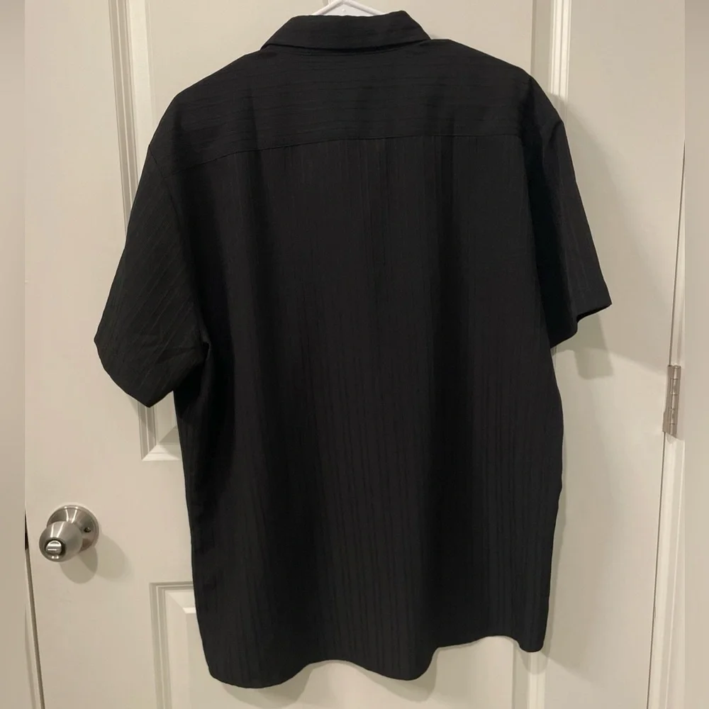 Men's Casual Button Down Shirts - Blue and Black - Picture 5 of 12